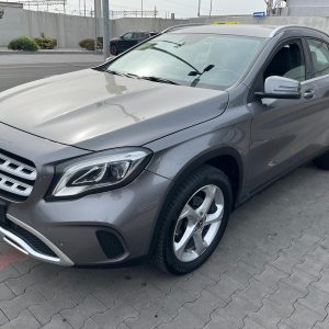 MERCEDES GLA 200 d Automatic